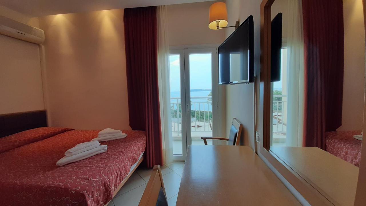 Lassi Hotel Bagian luar foto