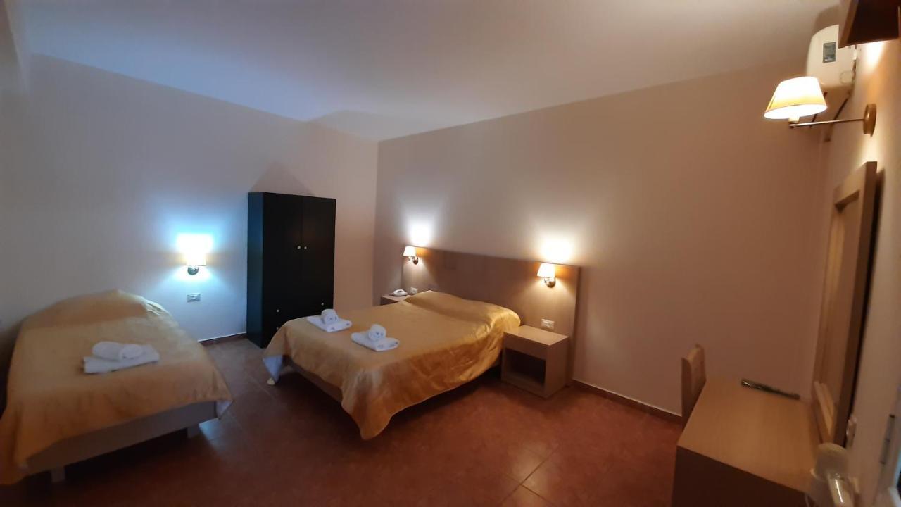 Lassi Hotel Bagian luar foto
