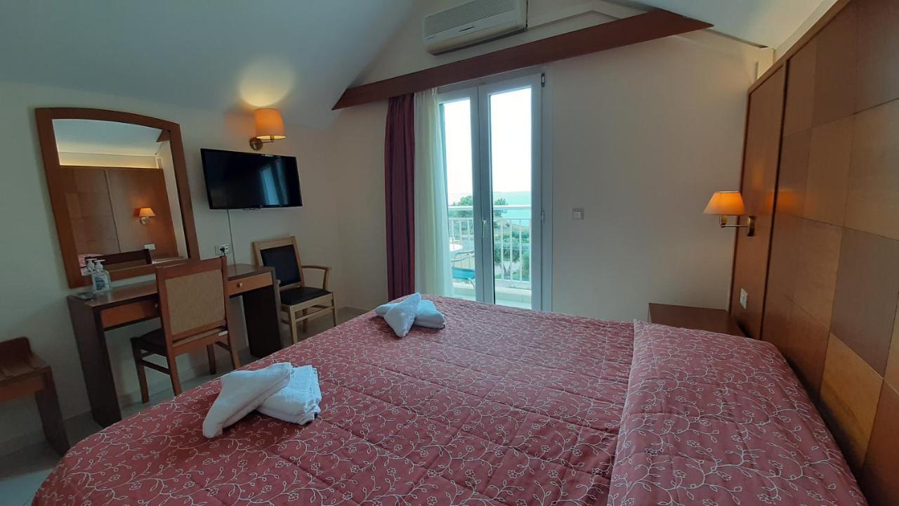 Lassi Hotel Bagian luar foto