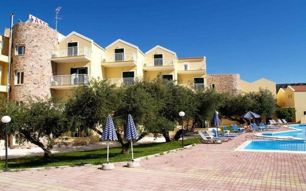 Lassi Hotel Bagian luar foto